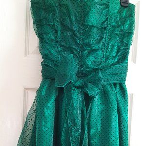 H&M Formal Prom Party Junior Size 8 Green w/Black Dots Strapl…